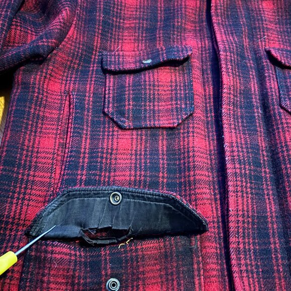 Vintage Woolrich Mackinaw Hunting Coat Sz. Med - Picture 9 of 9